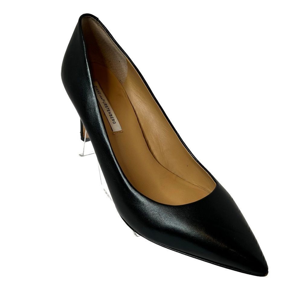 DIANE VON FURSTENBURG Olee Black Leather Pumps in Black Size 9.5 - Picture 2 of 10